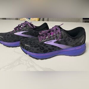 Brooks ghost 14 size 8